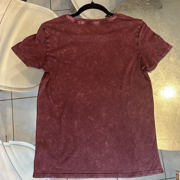 Guess T-Shirt - Picture 4 of 5